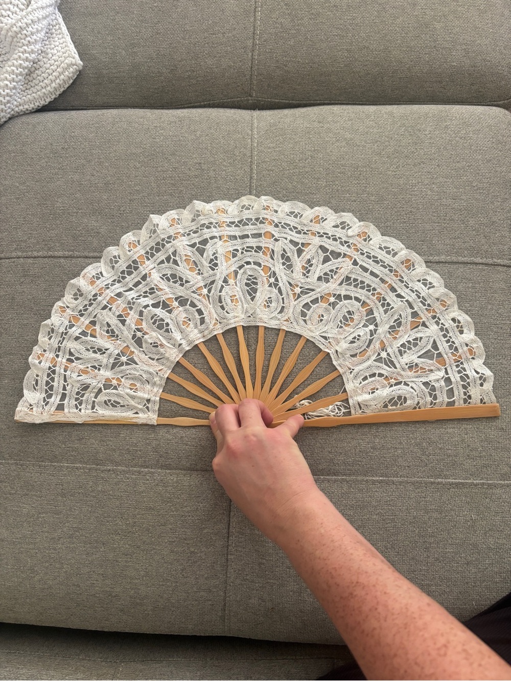 Vintage Cotton Lace Folding Hand Fan in White and Natural Wood